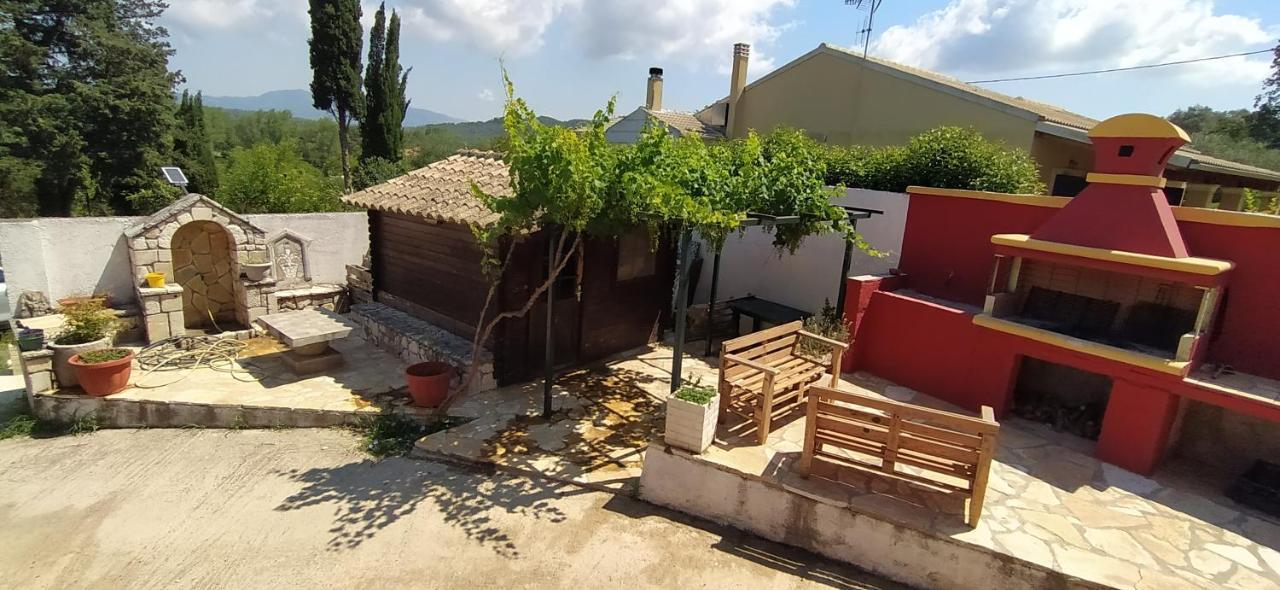 House In The Country Casa de hóspedes Vátos Exterior foto